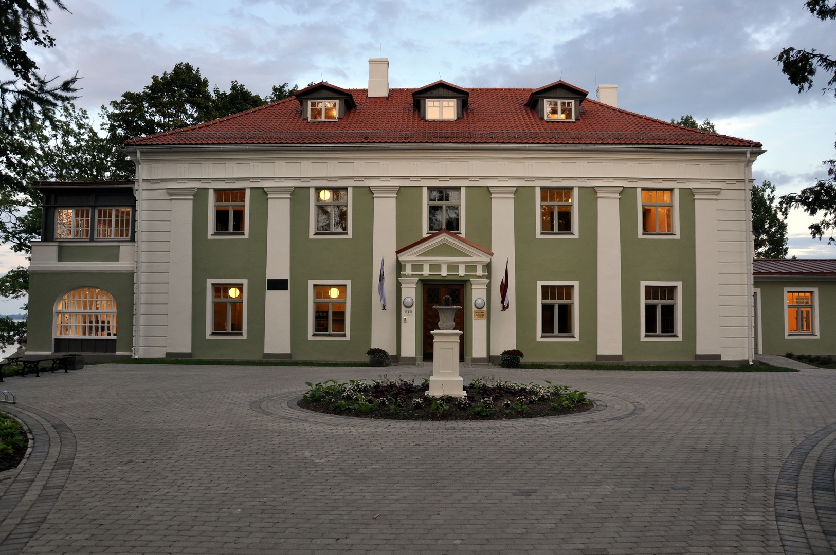 Алуксне латвия